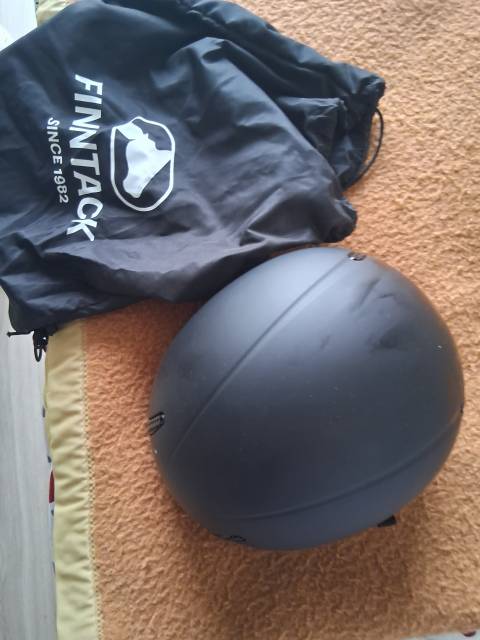 Casque ,jamais servi, Finntack, taille 59