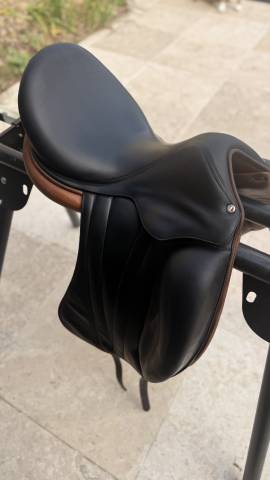 Selle de dressage Butet