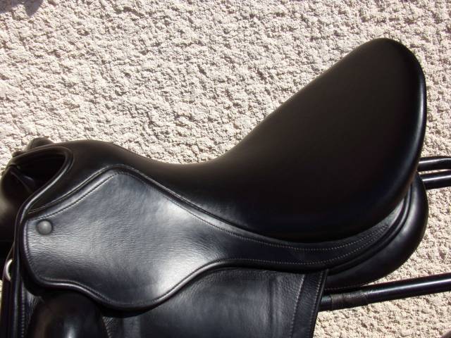 Selle Dressage Childeric 17'5