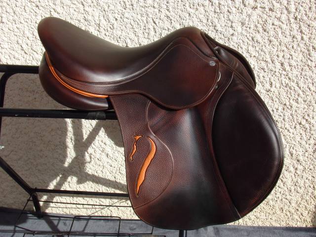 Selle Obstacle Antares Connexion Magnifique 17'