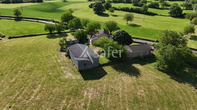 Ensemble quercynois sur 3,5 ha au coeur du lot