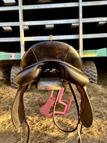 Selle de dressage Devoucoux Malika