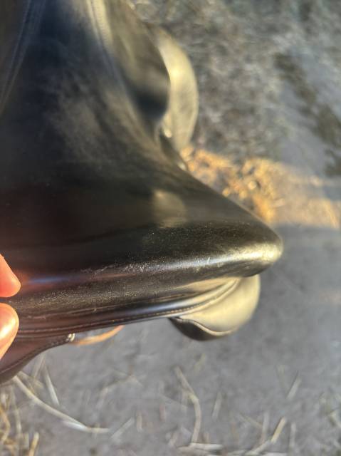 Selle de dressage Devoucoux Malika