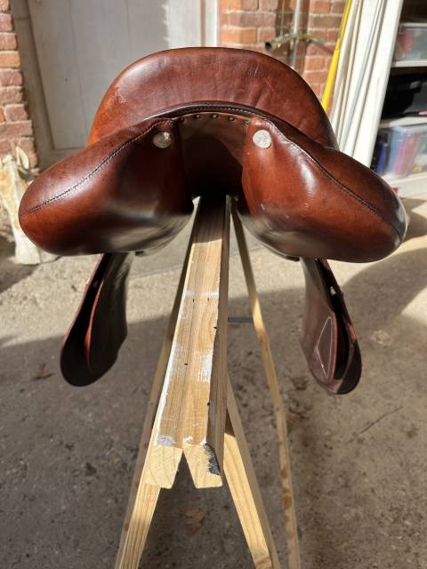 Selle DEVOUCOUX Taille 18 2AB 2017