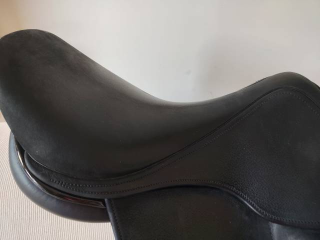 Sella dressage 