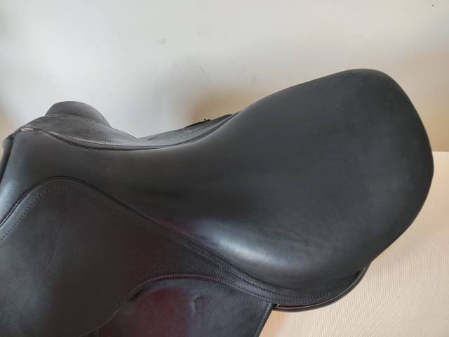 Sella dressage 