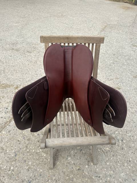  Selle Devoucoux Biarritz LAB 17&rdquo; &ndash; Double veau &ndash; 2023