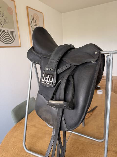 Selle de dressage Wintec 