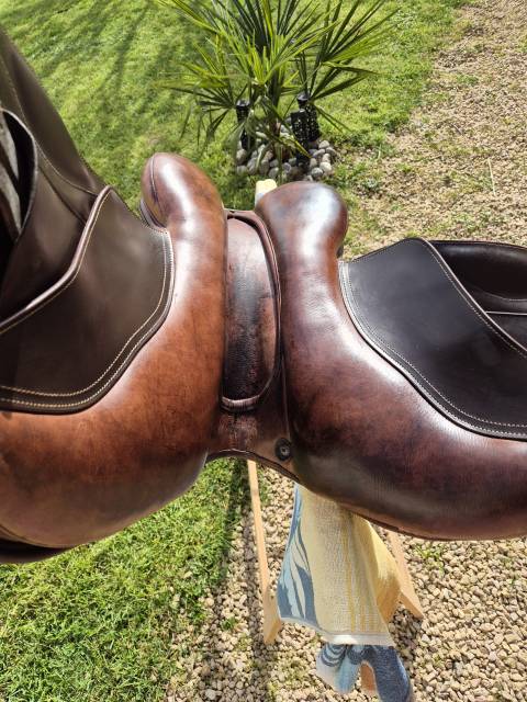 Belle selle occasion Eric Thomas Monoquartier Fitter