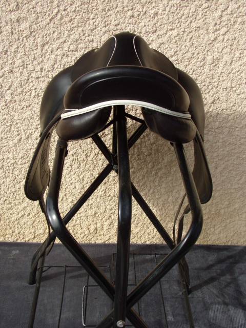 Selle Dressage Devoucoux Milady 17'