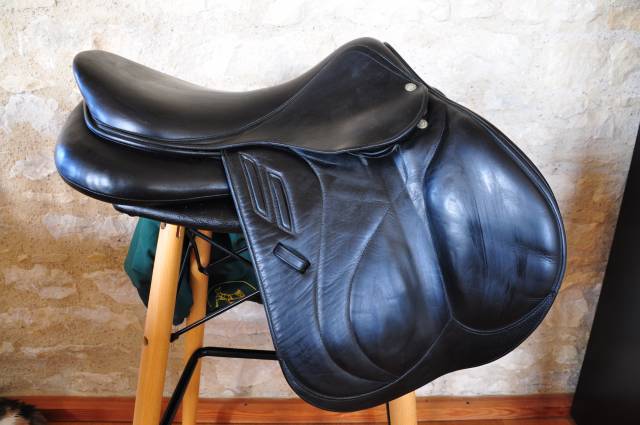 Selle Devoucoux Biarritz lab veau 17,5