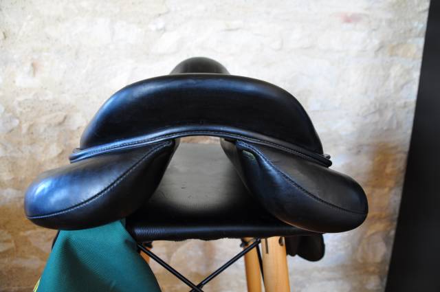 Selle Devoucoux Biarritz lab veau 17,5
