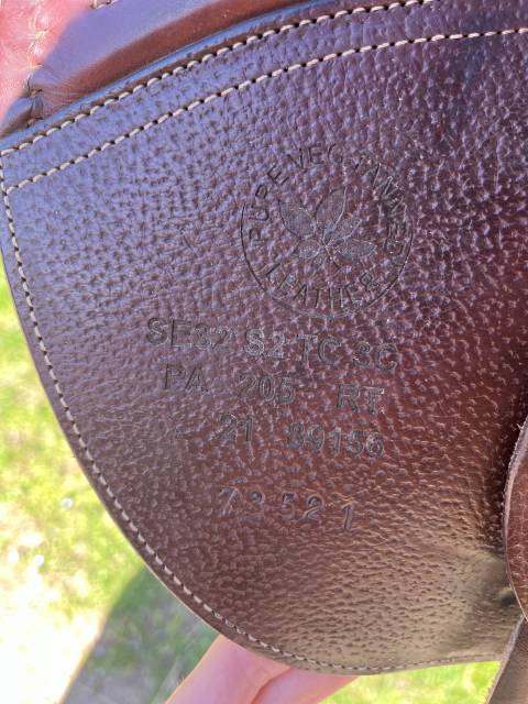 Selle CWD mademoiselle Taille 17,5 Ann&eacute;e 2021