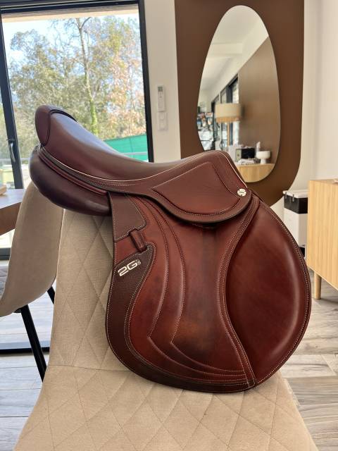 Selle cwd 2gs mademoiselle taille 17,5 année 2021