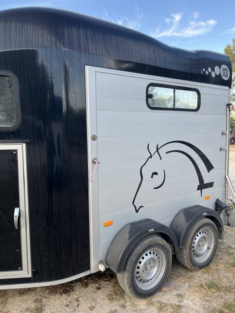 Van cheval liberté gold 3