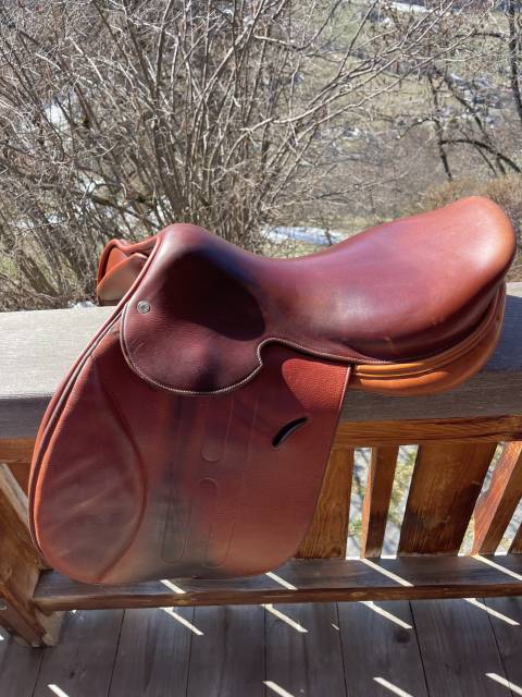 Selle Herm&egrave;s Cavale II excellent &eacute;tat 16&rsquo;5
