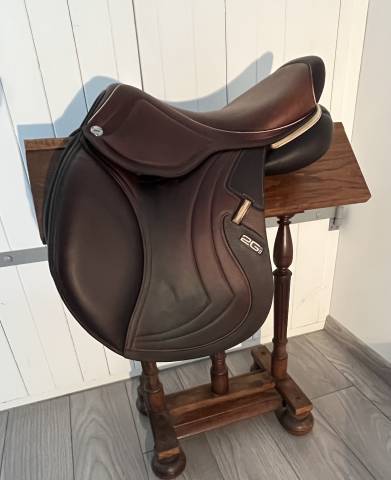 Selle CWD Mademoiselle 2 Gs 16,5 pouces