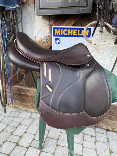 Selle Devoucoux Omega 