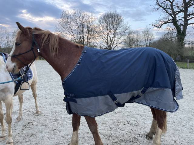 Couverture d'extérieur imperméable 145cm - Neuve