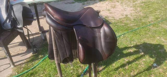 SELLE FORESTIER BOECKELO 17"