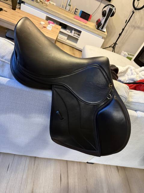 Selle mixte 17,5 pouces 