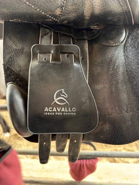 Selle Acavallo Taille 17 Arcade r&eacute;glable