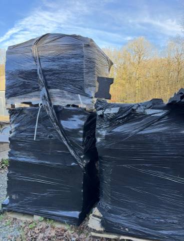 Pav&eacute;s auto bloquant caoutchouc 