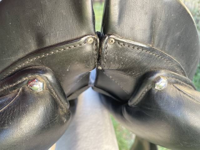 Selle dressage Stubben Aramis Equisoft 