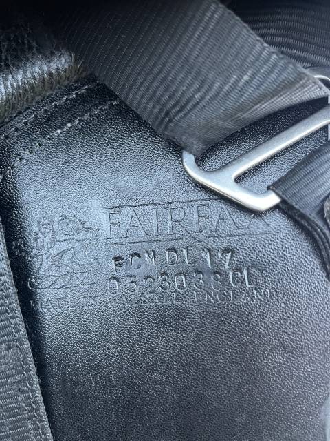 Selle dressage Fairfax Low Wither 17 pouces 