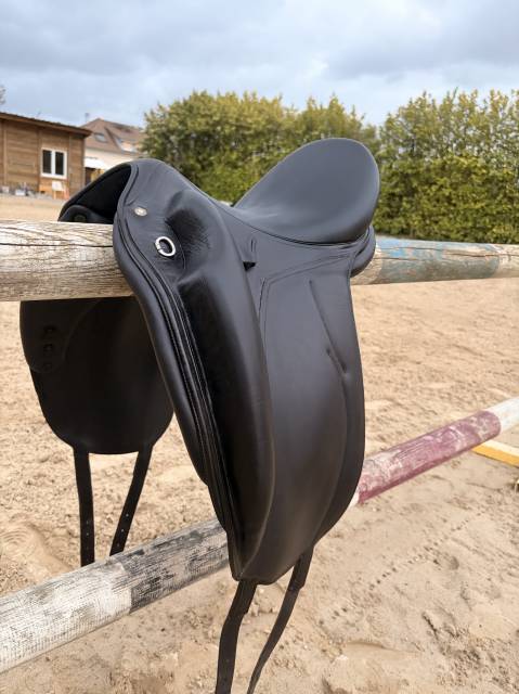 Selle mendia 17pouce 