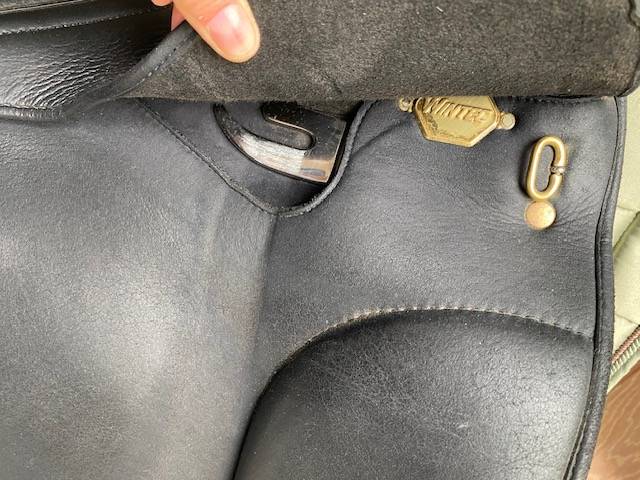 Selle dressage Wintec Isabell Werth CAIR 18" &ndash; bon &eacute;tat