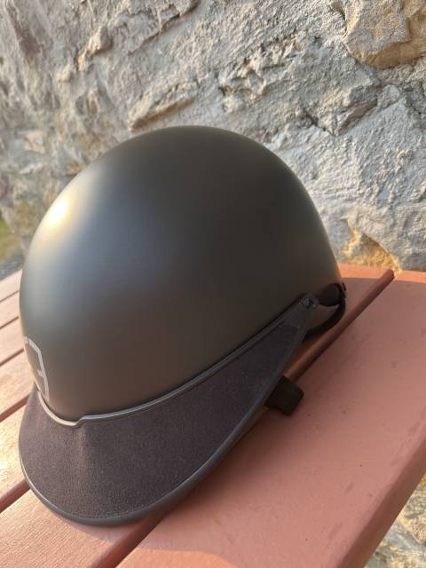 Casque/ bombe &Eacute;gide 