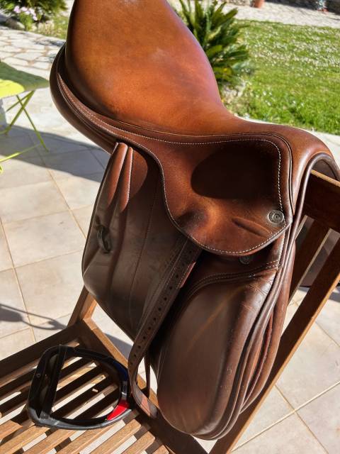 SELLE EQUIPE EK-26 ECARBON