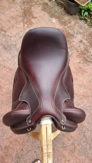 Selle dressage Antar&eacute;s Tempo Marron 2023 17.5 pouces