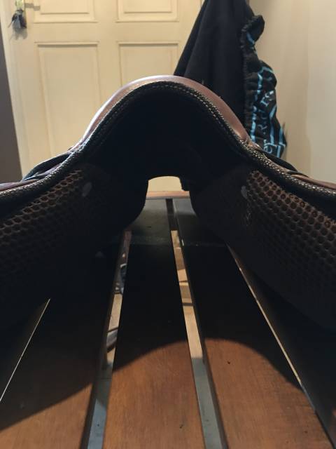 Selle jumping CSO Gt Concept taille 17,5