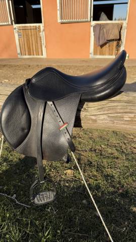 Selle mixte Equestro 17,5