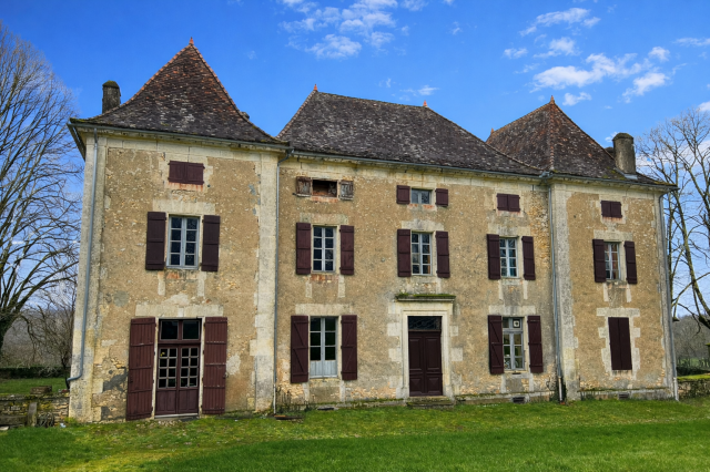 Propriété à fort potentiel équestre - périgord (24)