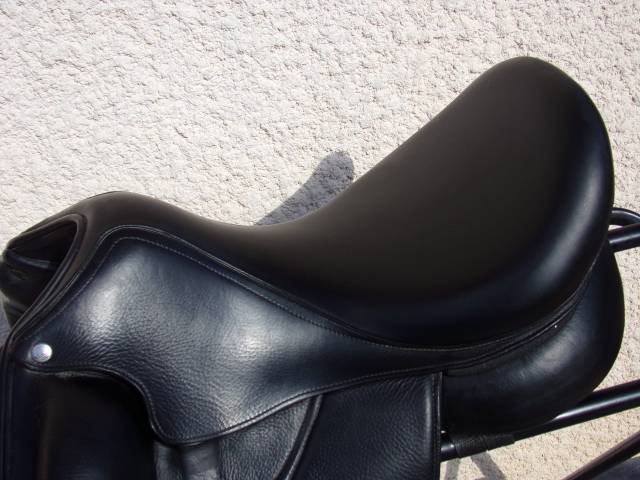 Selle Dressage Forestier Aachen 17'5