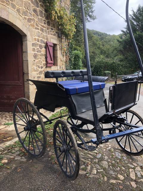 Voiture legère ballade