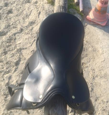 Selle de dressage Henri de rivel 