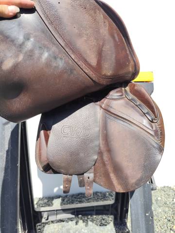 Selle CWD 16,5 pouces 