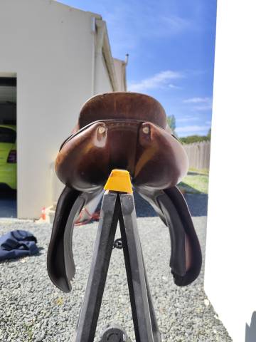 Selle CWD 16,5 pouces 