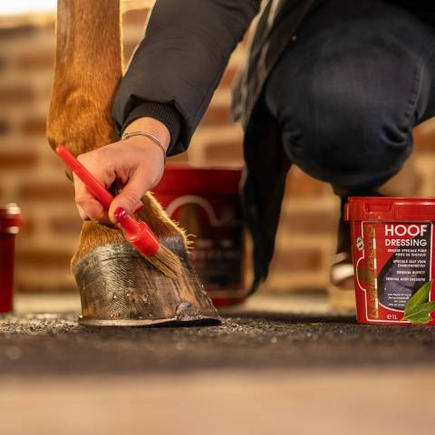 Graisse pour sabots Hoof Dressing Winter - KEVIN BACON'S - 25% plus riche en hui