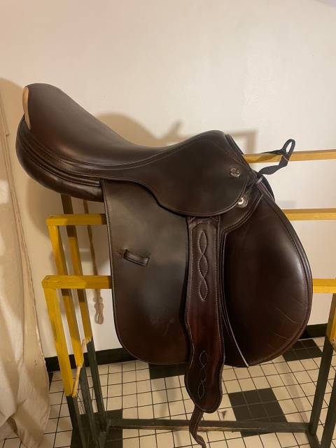 SELLE PRESTIGE PARIS