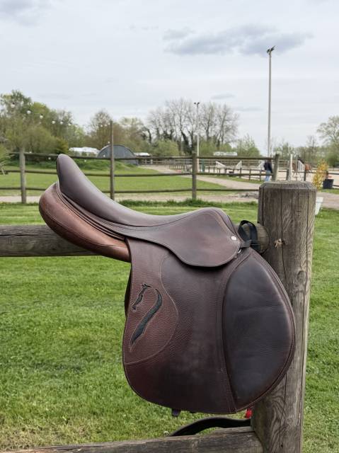 Selle Antares &eacute;volution 