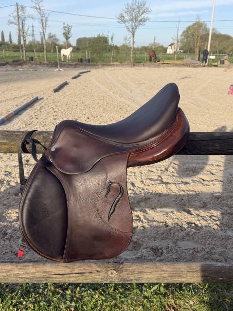 Selle Antares évolution 