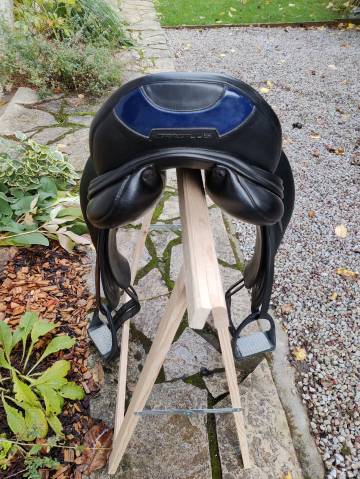 Selle dressage 17,5