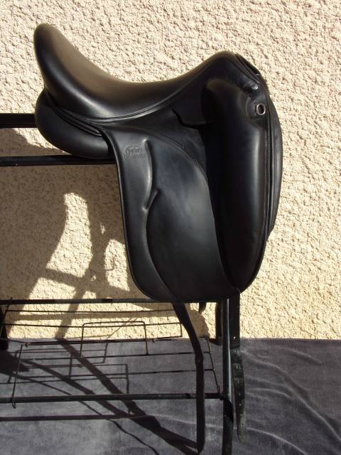 Selle Dressage Devoucoux Makila Lab 17'5