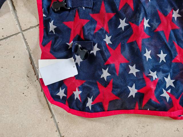 Couverture de monte anti mouche 