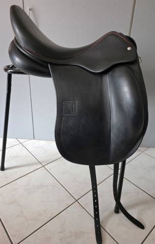 Selle de dressage Childeric DNL 